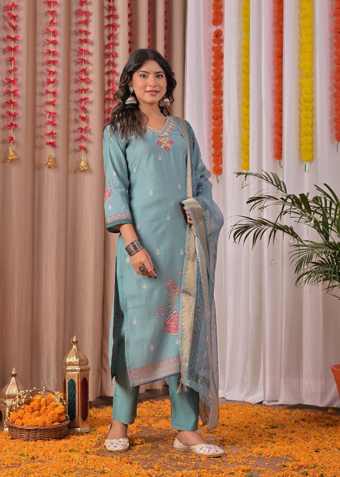 Women’s Soft Teal Banarasi Suit Set with Dupatta & Pant