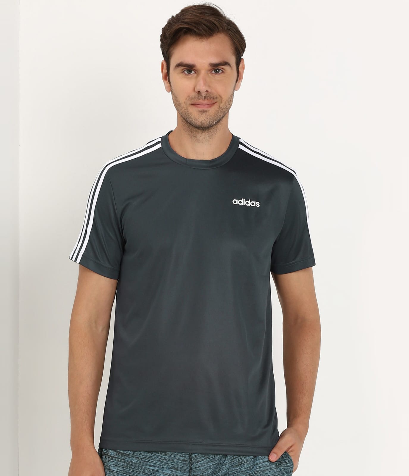 Men Sporty Round-Neck Polyester Grey T-Shirt