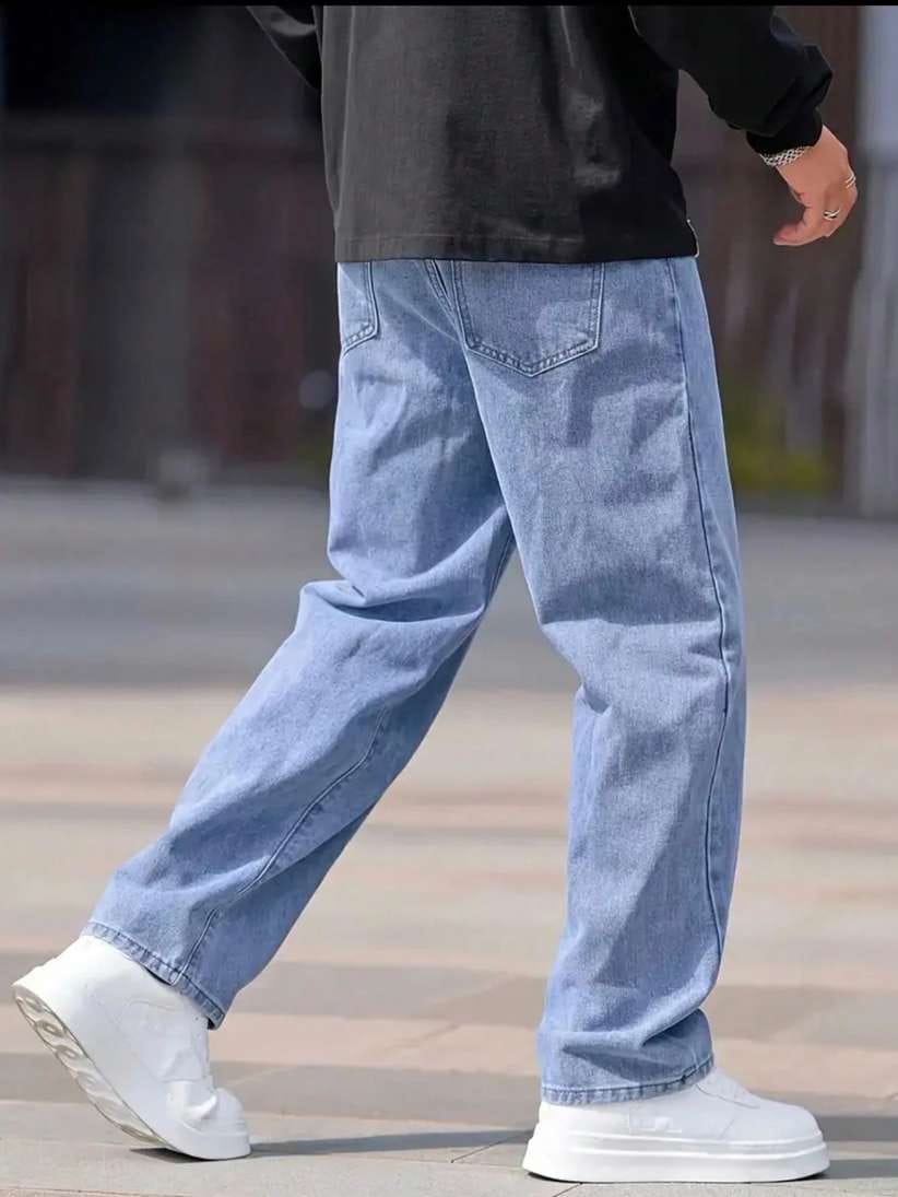 Men’s Straight-Fit Mid-Rise Light Blue Jeans