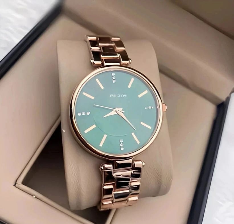 Generic Men's Analog Watch with Green Sunburst Dial and Gold Plated Stainless Steel Bracelet | Roman Numeral Hour Markers | 40.5mm Case | 30M Water Resistant | Formal and Casual Wear Watch for Men